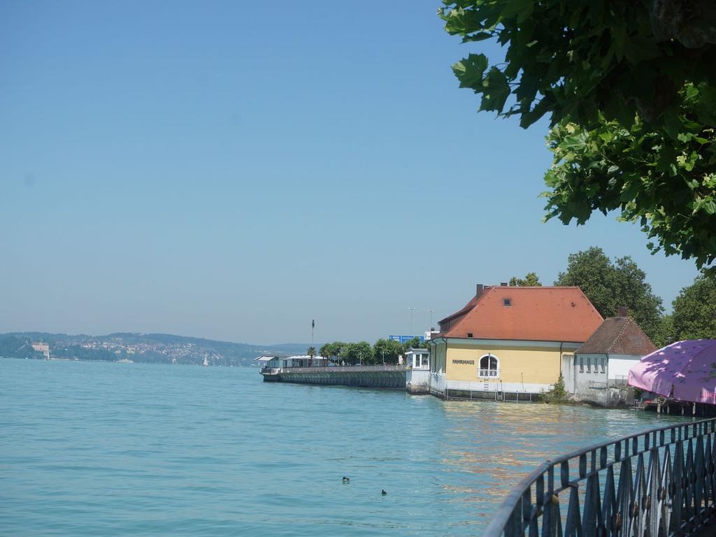 Pension Ins Fischernetz - Maentele Hotel Meersburg Exterior foto